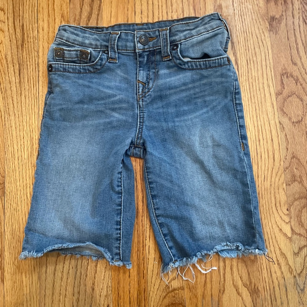 True religion jorts